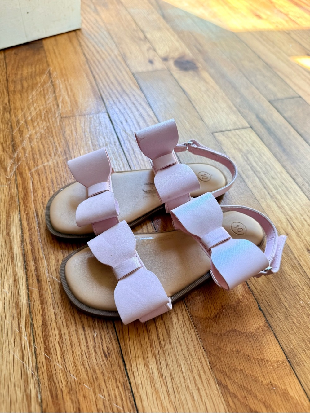 Cat & Jack Light Pink Bow Strap Sandals for Kids